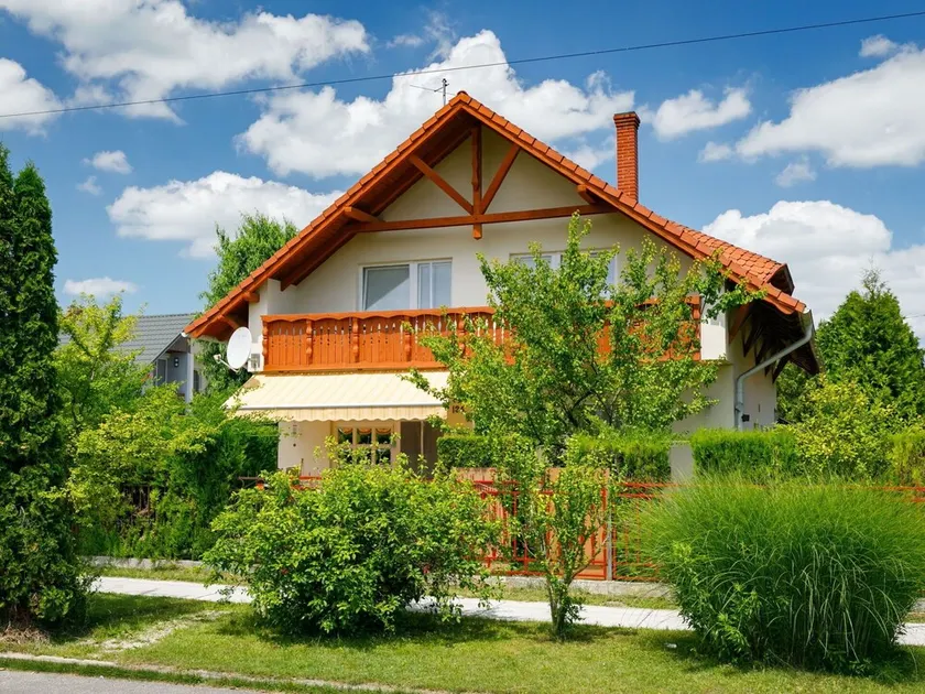 Lovely apartment for 5 guests with WIFI, TV and balcony - Image 1