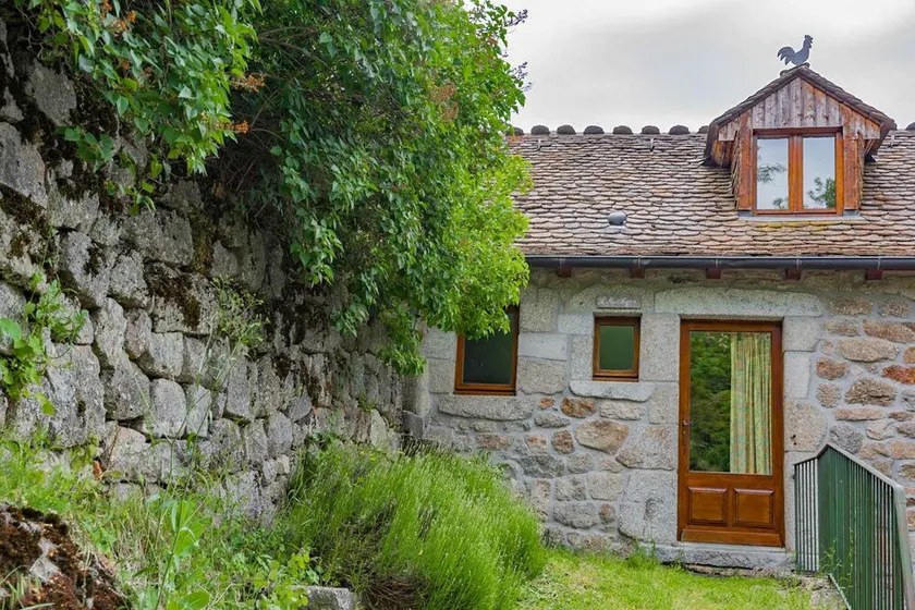 Gîte le mont lozère 2/4 personnes - Image 1