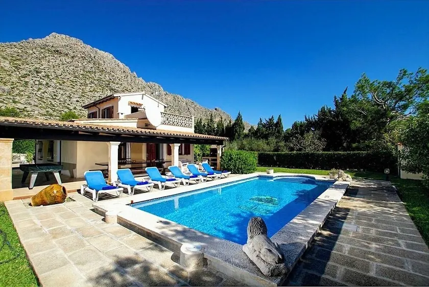 Villa Barraca, Peace and relax at 10m. walking to Puerto Pollensa - Image 1