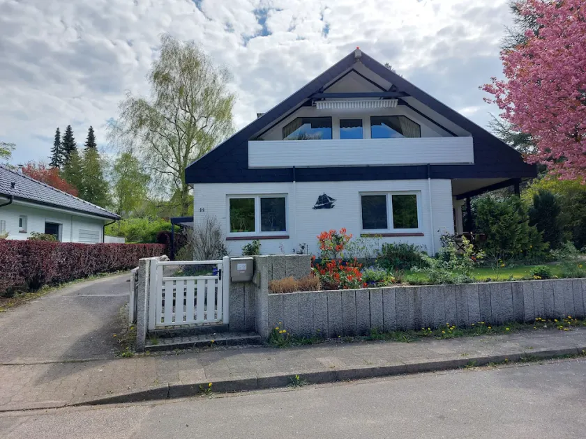 Stilvolle Ferienwohnung in traumhafter Lage direkt am Volkspark - Image 1