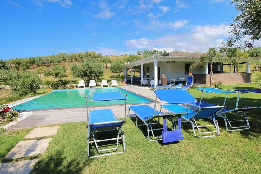 Moderne ejendom med privat golf praksis, privat pool, have, WiFi, Sea VIew - Image 1