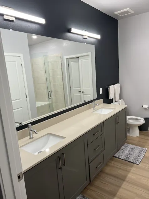 Stay At Luxury Apt near Downtown Scottsdale - Image 1