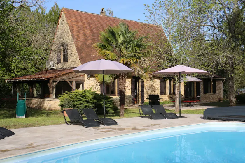 STONE COTTAGE WITH PRIVATE HEATED POOL FOR VACATION IN THE DORDOGNE - Image 1