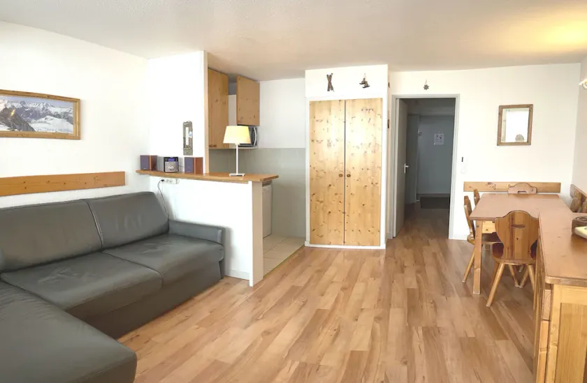 Appartement avec balcon - Vue montagnes - skis aux pieds - Alpe d'Huez - Image 1