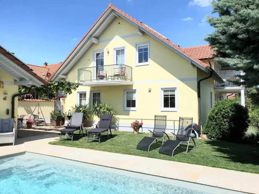 Guesthouse wine paradise - Image 1