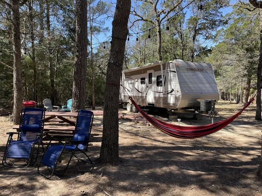 Meri-D sleeps 4 - in Beautiful Lost Pines! - Image 1