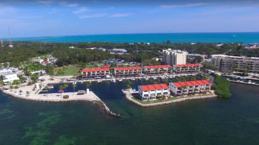 Penthouse Views - Futura Yacht Club # 604 - Image 1