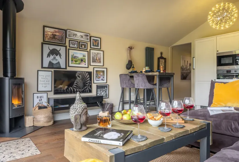 The Haybarn has been beautifully renovated and tastefully furnished - Image 1