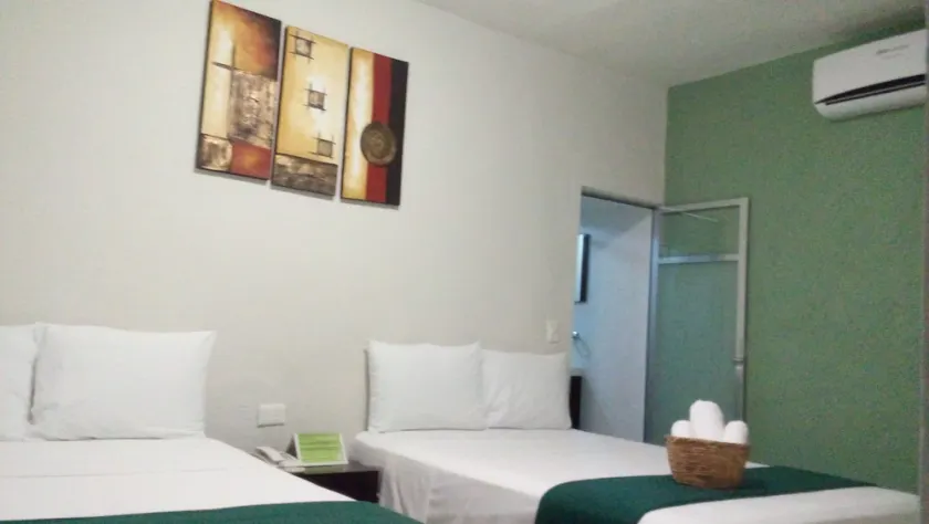 Hotel ROSVEL, Hab. Family Suite: (Max 4) - Image 1