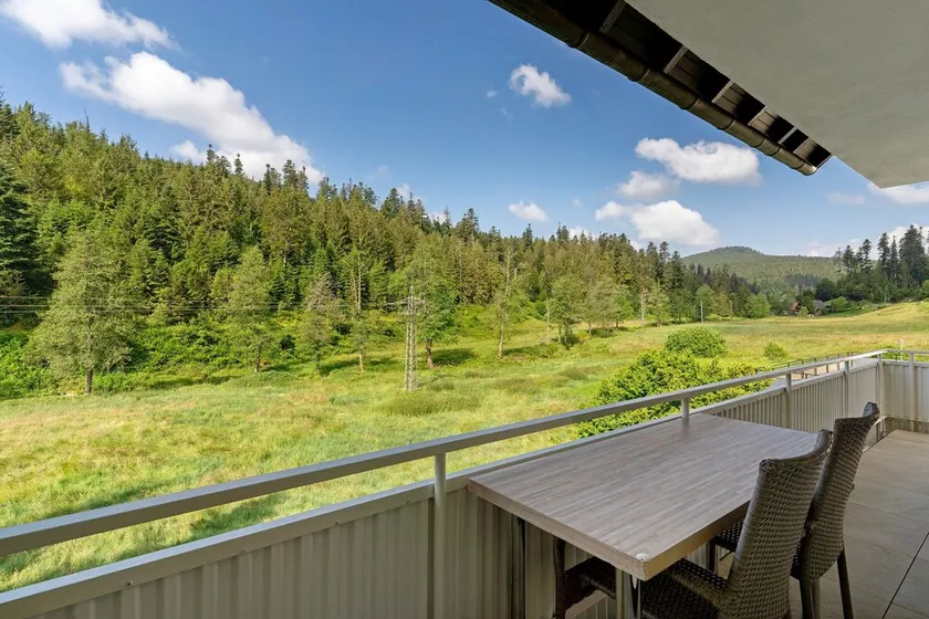 Holiday Apartment at the Waterfall with Mountain View, Shared Garden and Wi-Fi - Image 1