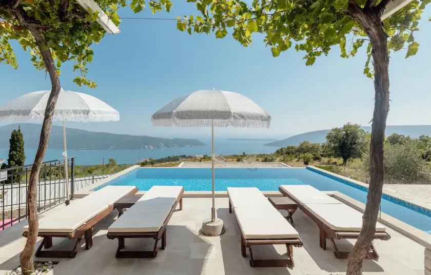 Stunning Home In Herceg Novi With Wifi - Image 1