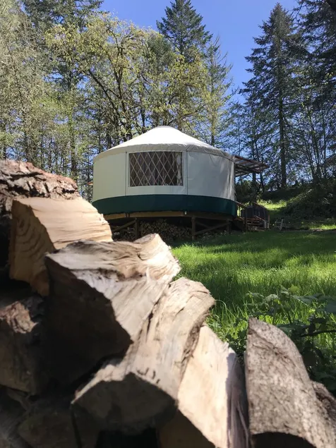 Luxury Wine Country Yurt Ideal für jede Jahreszeit - Image 1