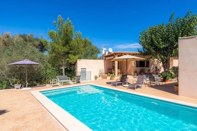 Antique Finca Es Clonenell with Wi-Fi, Garden, Terrace & Pool; Parking Available, Pets Allowed - Image 1