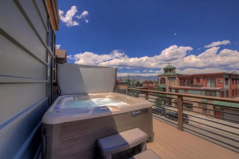 Steps to Frisco Main St • Private Hot Tub • Elevator • Modern Mountain Luxury - Image 1