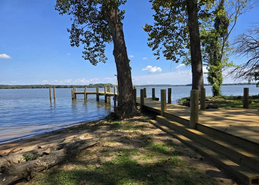 WATERFRONT on the Rappahannock River! - Port Royal, VA - Image 1