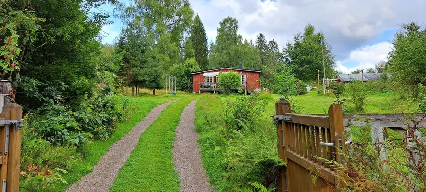 Back to nature. Vacation home with panoramic views of the lake. Up to 8 persons. - Image 1