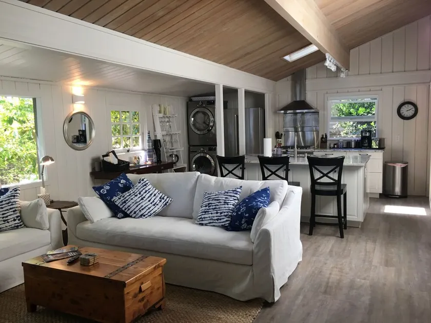 Eagle Harbor View Cottage - Image 1