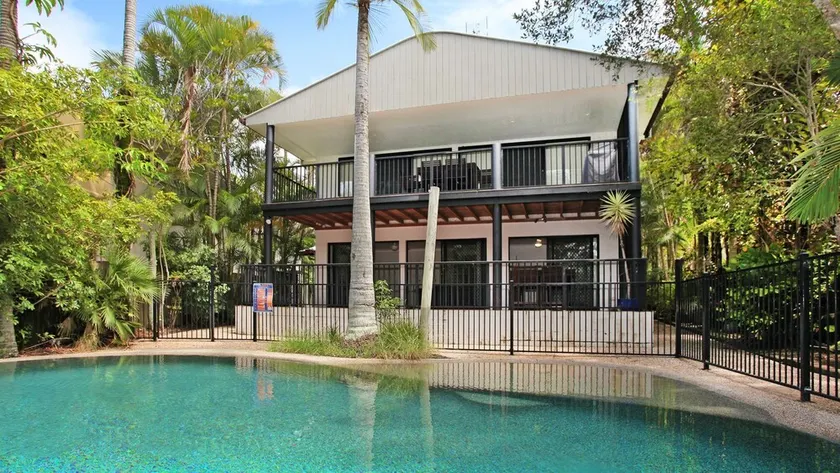 8 Springfield Avenue, Coolum Beach Haustierfreundlich, Bettwäsche inklusive, 500 BOND - Image 1