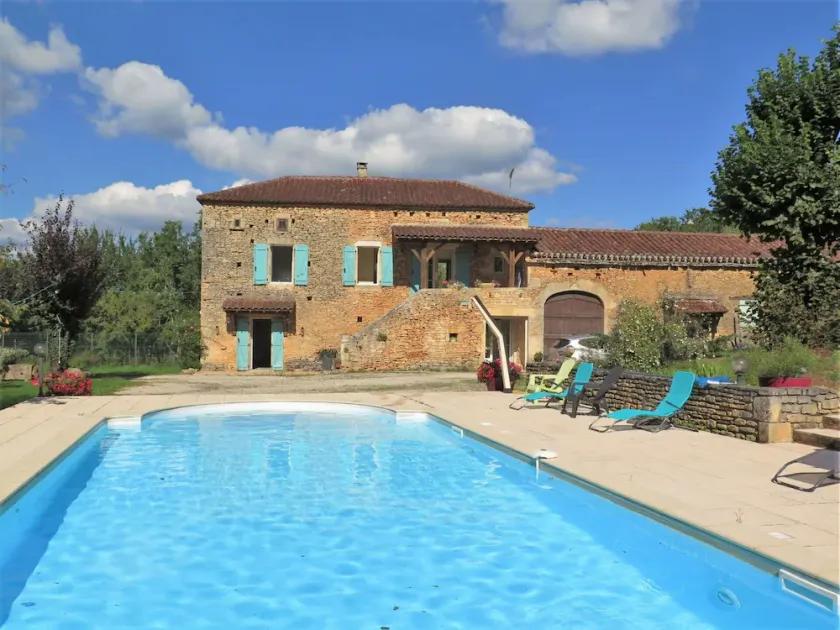 Skøn privat feriebolig for 6 gæster med WIFI, privat pool, TV og terrasse - Image 1