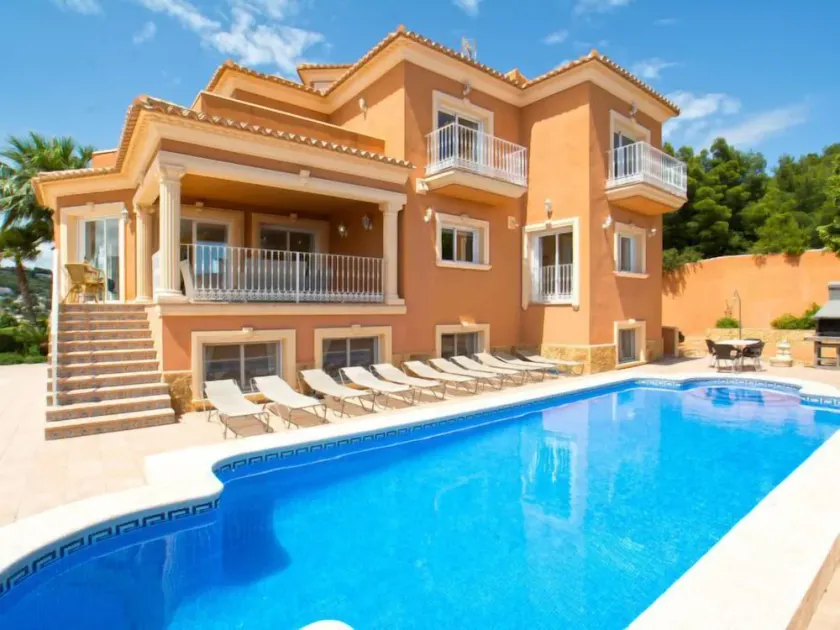 Villa Florencia by Interhome - Image 1