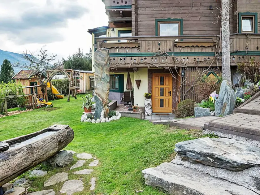 Fin lejlighed for 4 personer med WIFI, TV og terrasse - Image 1