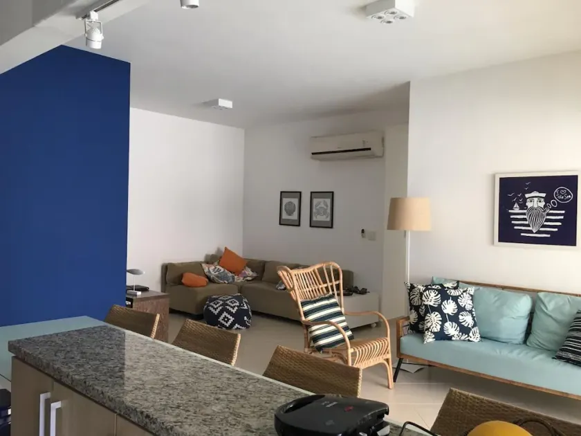 Appartement moderne et confortable avec espace gastronomique - Image 1