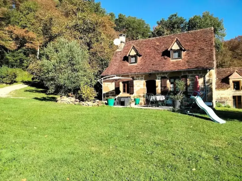 Charmantes Ferienhaus mit Terrasse, Garten und Grill - Image 1