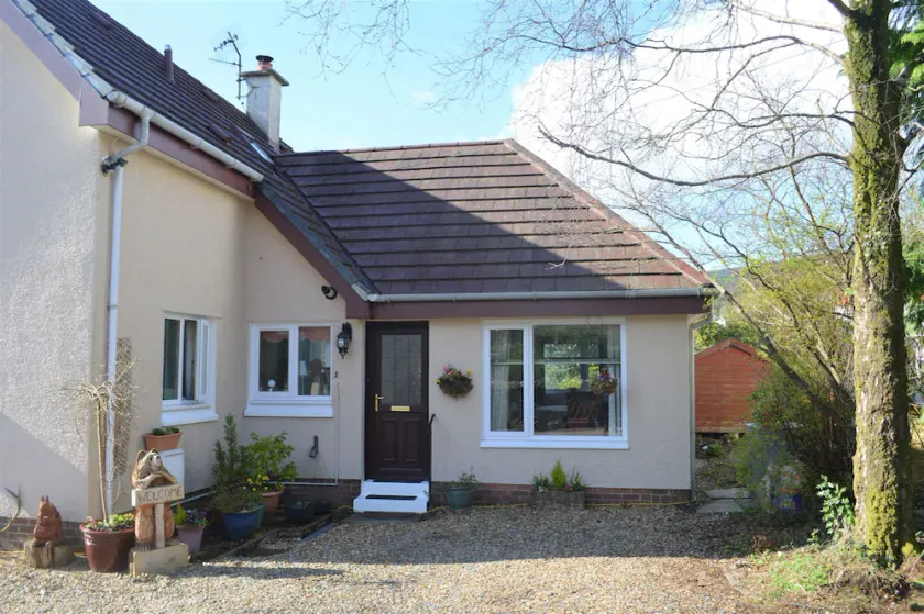 Weatheroak Studio Annexe, great value for money, sleeps 2. - Image 1