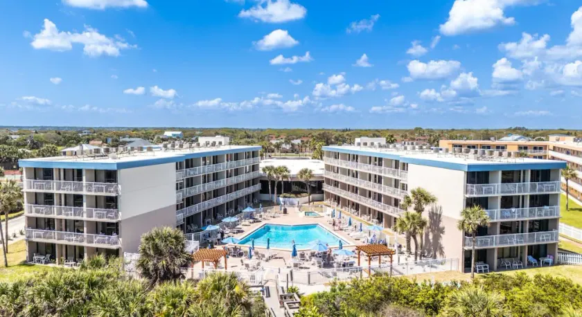 Ocean Air, Brand-New Flair — Renovated Pool View Retreat - Image 1