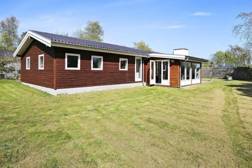 6 person holiday home in Gilleleje-By Traum - Image 1