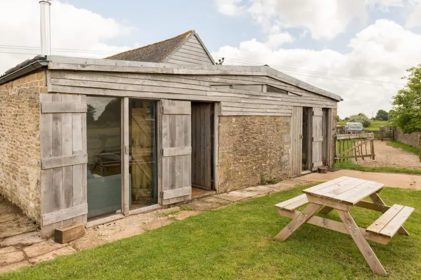 Cozy Studio at Crackstone Barns in Minchinhampton - Image 1