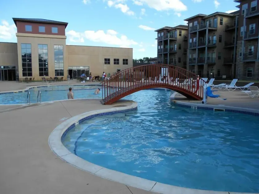 Great New Condo på Bridges Bay - Image 1