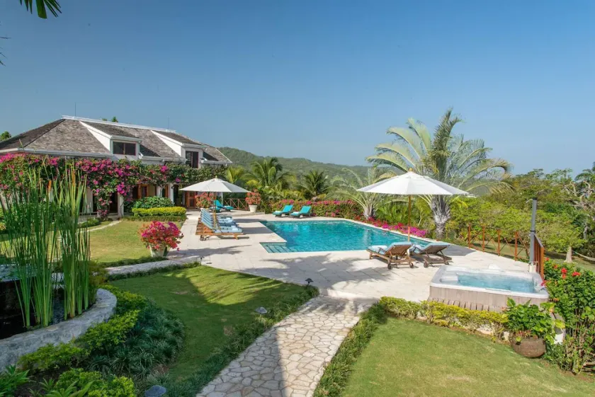Sugar Hill Luxury villa - Image 1