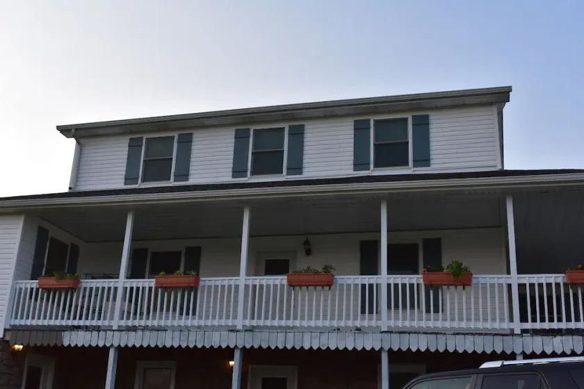 Sunnyside Country Retreat - Reunions/Events Farm stay - Image 1
