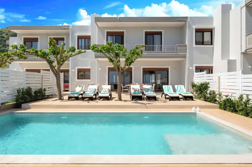 Sunlight Villa Heated Pool - Image 1