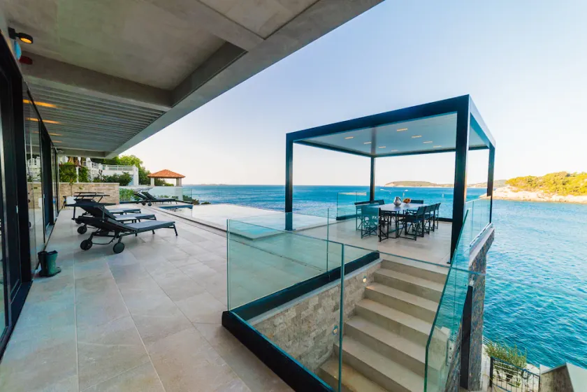 DISCOUNT | TRUE LUXURIOUS VILLA | State of the Art | LuxuryServices | Concierge24 / 7 - Image 1