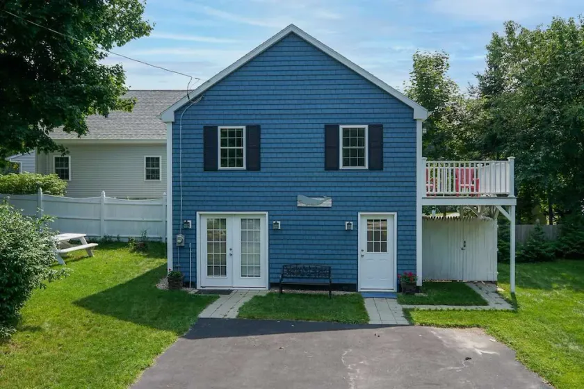 Coastal Cottage in the heart of Kennebunk, ME - Image 1