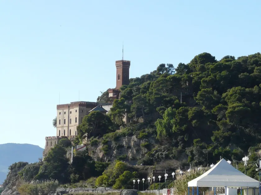 CASA ISA  DIRETTAMENTE SUL   MARE E PASSEGGIATA - Image 1