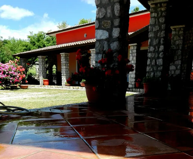 Demetra Relais Holiday House - Image 1