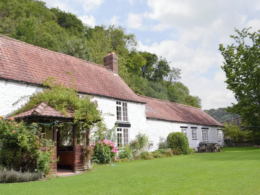 Ashberry Farm Cottage - Image 1