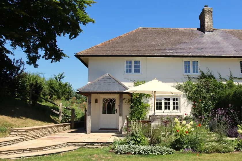 Crumpet Cottage - Image 1