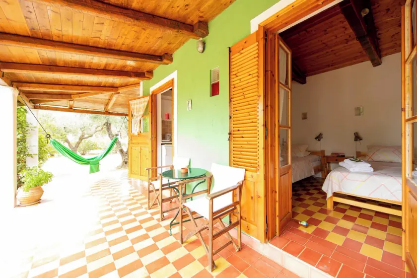 Self catered Daphnes cottage #4 with large veranda and garden near the beach. - Image 1