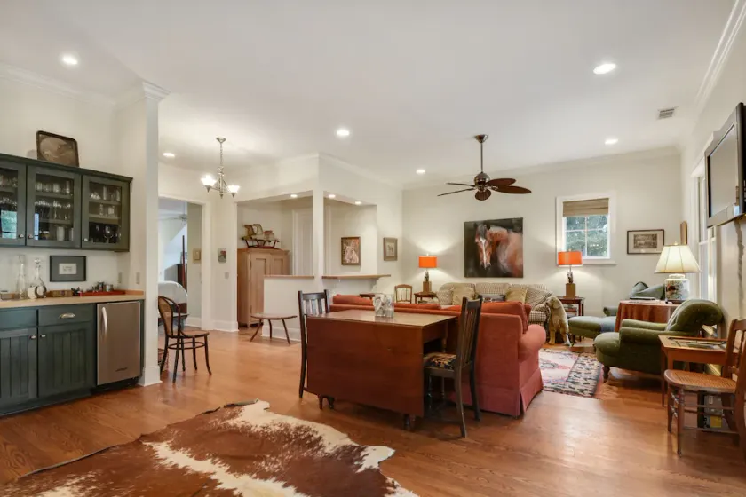 The Bluffton Farmhouse - Image 1