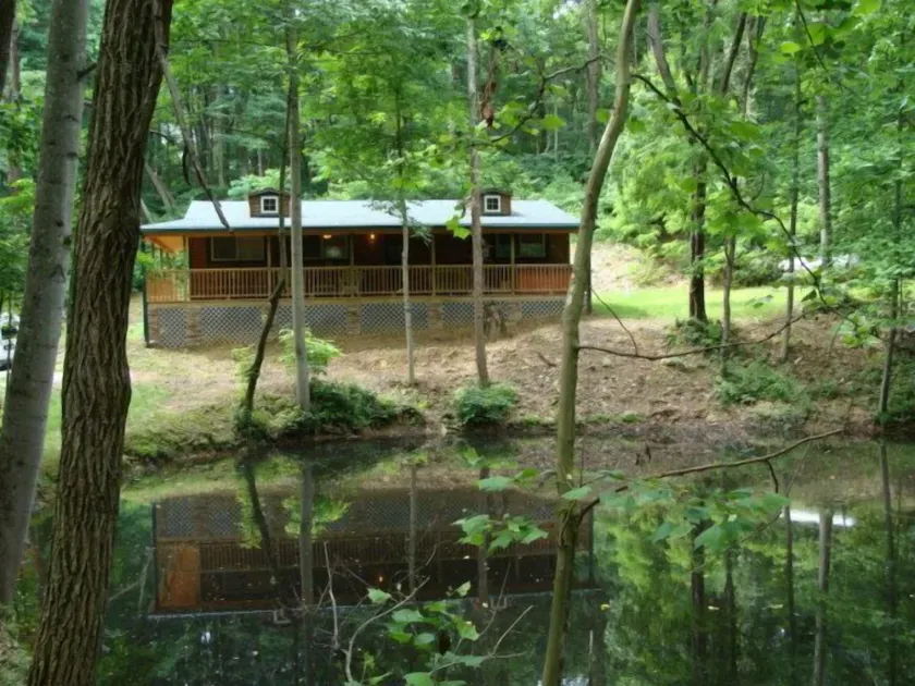Hickory Grove Cabin På 8 Acres Med Privat Fiskedyr. - Image 1