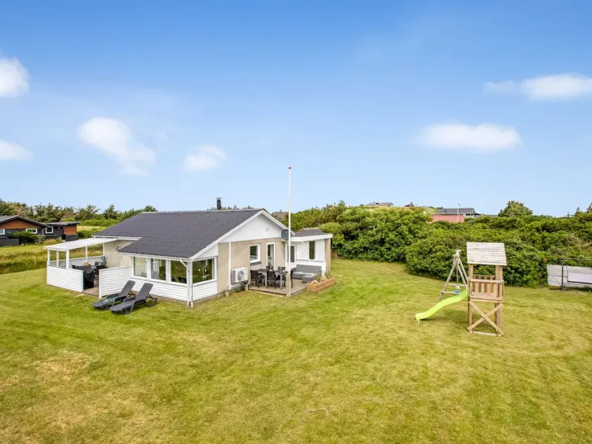 \"Hejdi\" - 650m from the sea by Interhome - Image 1