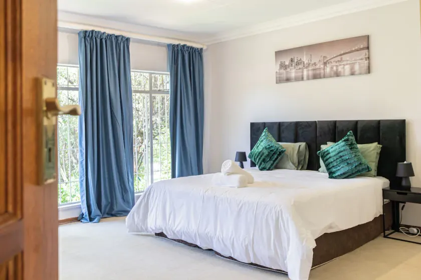 Grand Manor  - Image 1