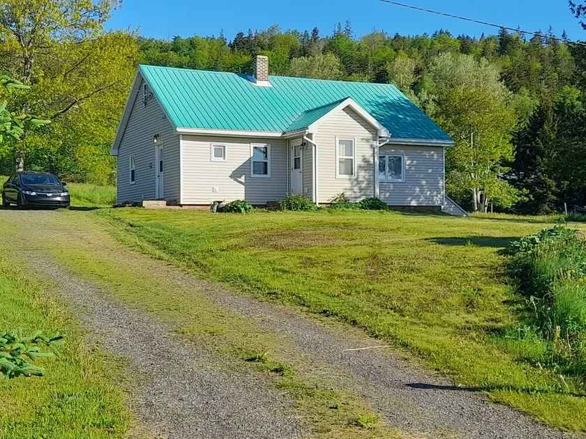 Visit the beautiful Annapolis Valley of Nova Scotia at Blomidon Vacation Rentals - Image 1