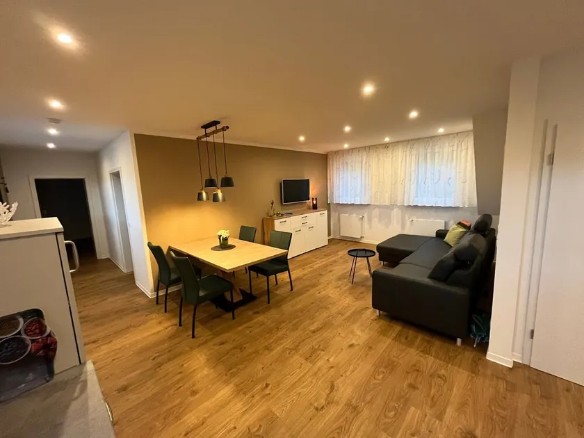 Seeterrasse Apartment: Ideal for Cycling, Walks & Relaxation by the Versmolder Seenplatte - Image 1