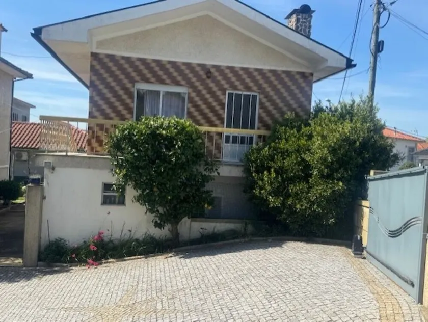 Appartement F2 Avec Jardin Cloture ET Fleurie - Image 1