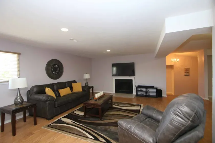 A Piece Of Paradise 4 Bedroom Penthouse - Image 1